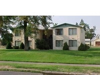 Building Photo - 1703 E Cataldo Ave