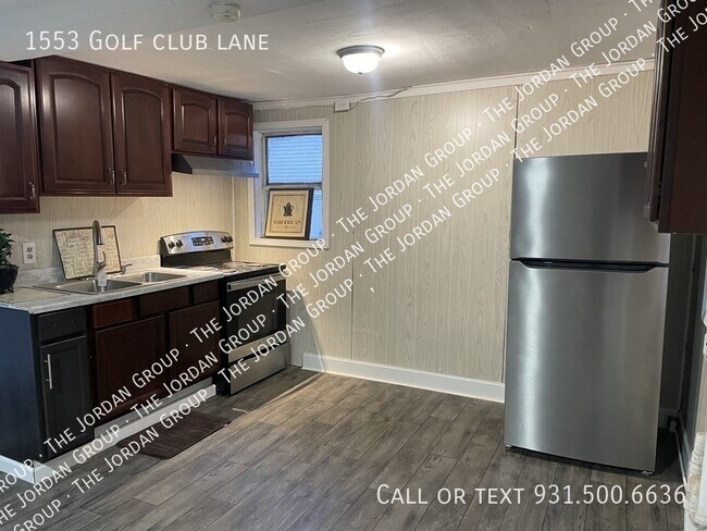 Building Photo - 1553 Golf Club Ln