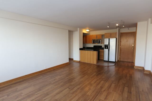 Building Photo - 4180 N Marine Dr