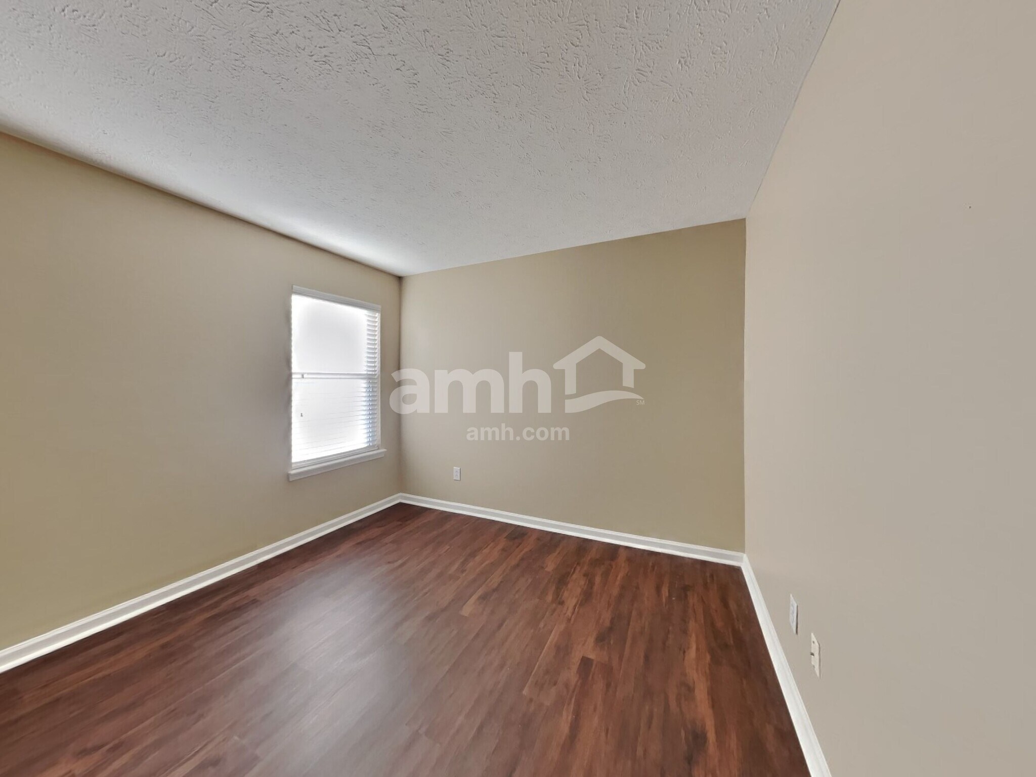 Building Photo - 5825 Columbia Cir