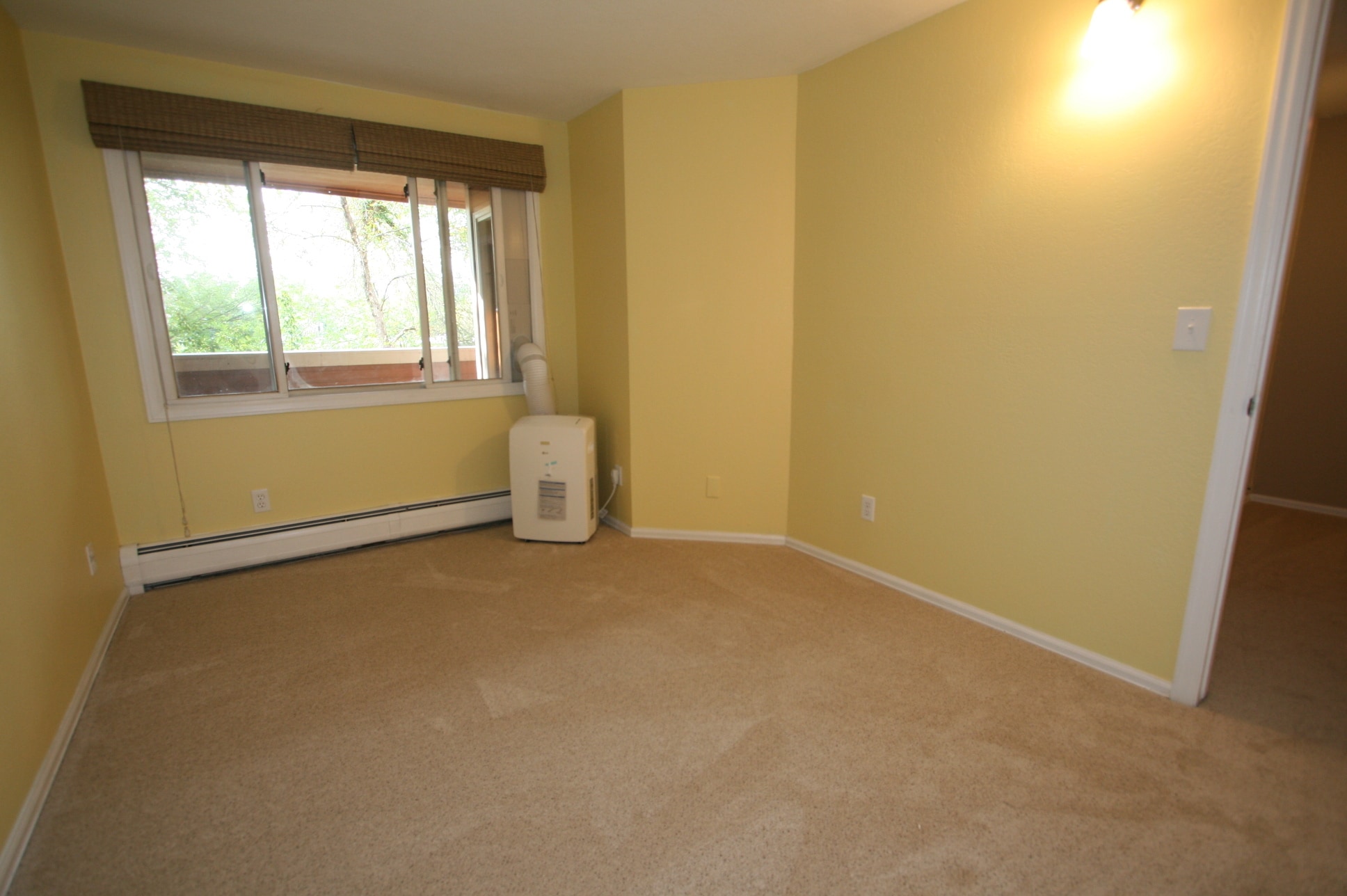 Bedroom - 2201 Pearl St