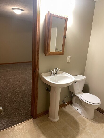 Building Photo - 7364 Mercy Ln