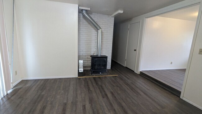 Building Photo - 309 S 300 W