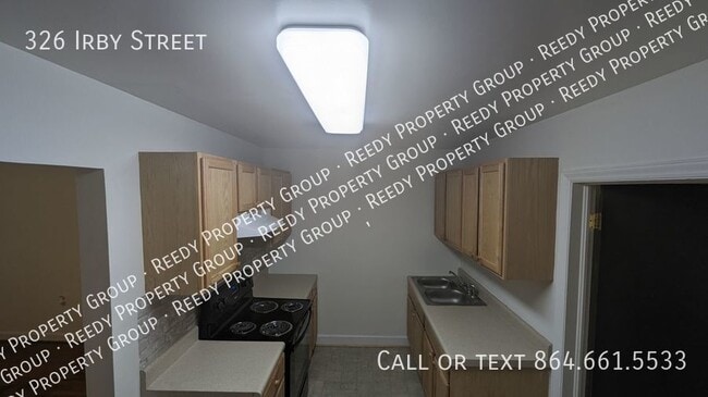 Building Photo - One Bedroom CLOSE TO DOWNTOWN WOODRUFF