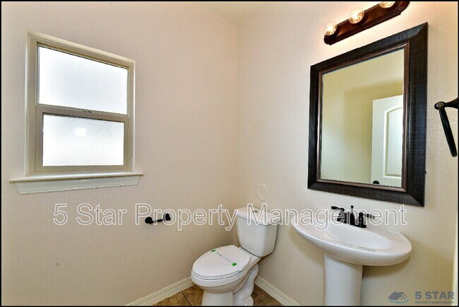 Building Photo - 2840 Tierra De Moyo Pl