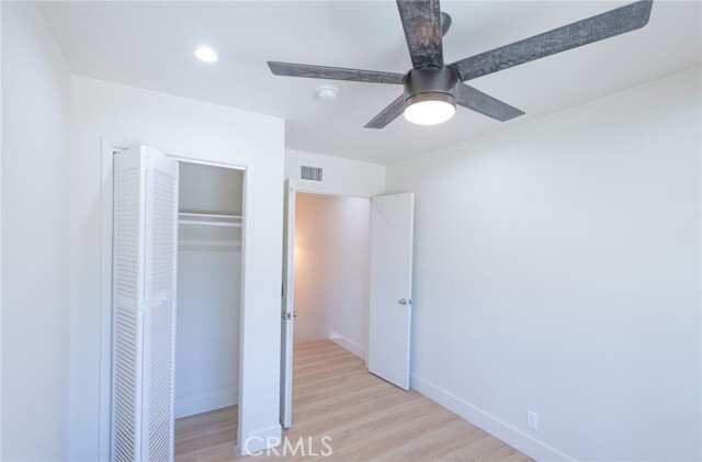 Building Photo - 857 Windwood Dr