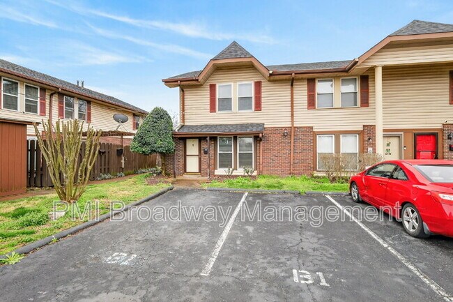 Building Photo - 500 Paragon Mills Rd