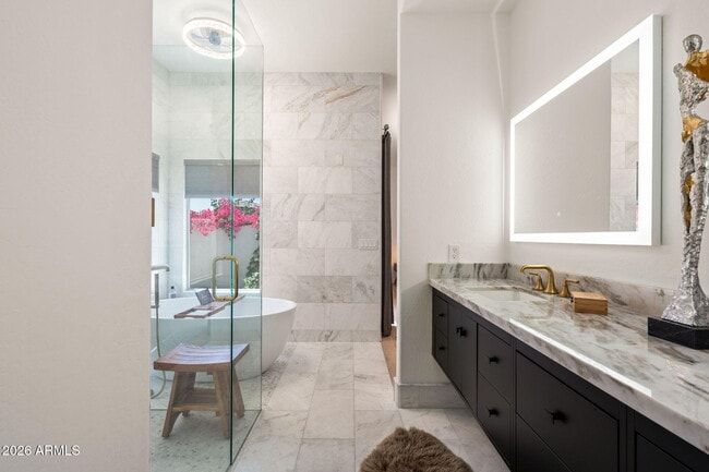 Building Photo - 25810 N Abajo Dr