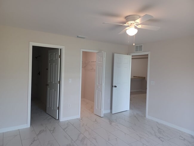 Building Photo - BREAND NEW CONSTRUCTION 3 BR / 2 BA WITH S...