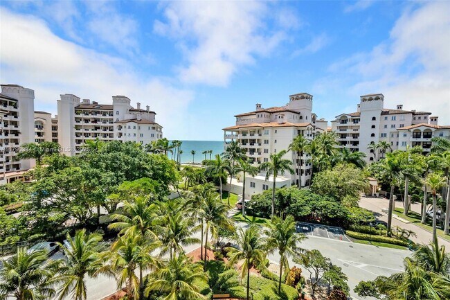 Building Photo - 7154 Fisher Island Dr