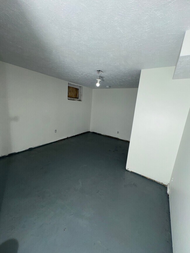 Building Photo - 5124 Evans St