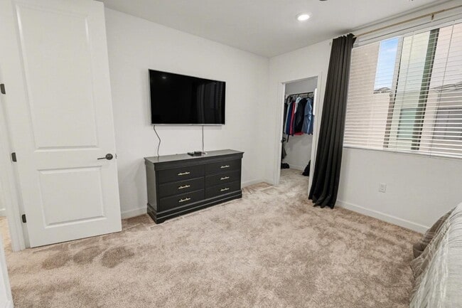 Building Photo - 2313 Acara Cir