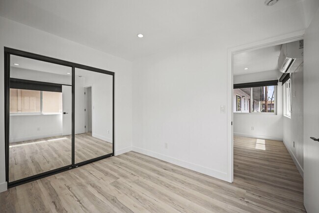 Building Photo - 111 N Normandie Ave
