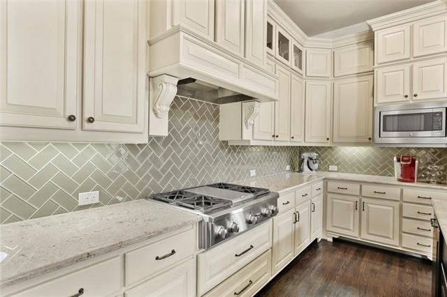 Building Photo - 1621 Le Mans Ln