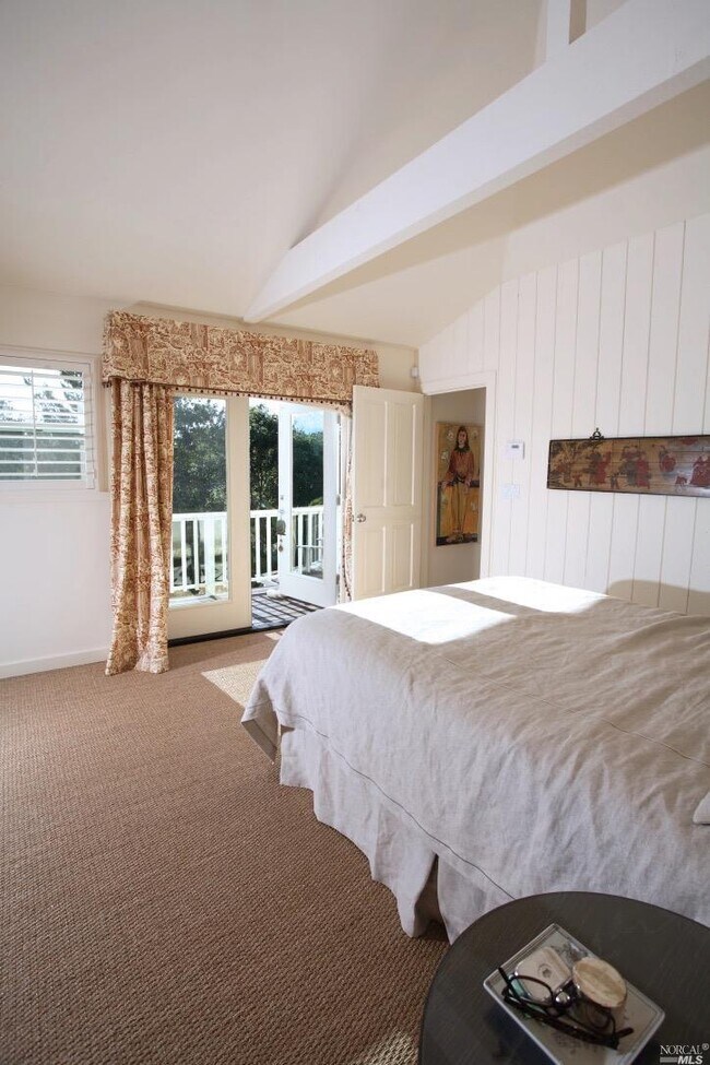 Building Photo - 419 Dry Creek Rd