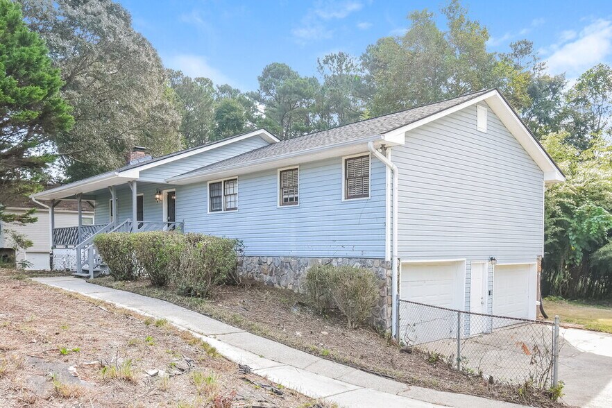 Building Photo - 2885 Kellogg Creek Rd