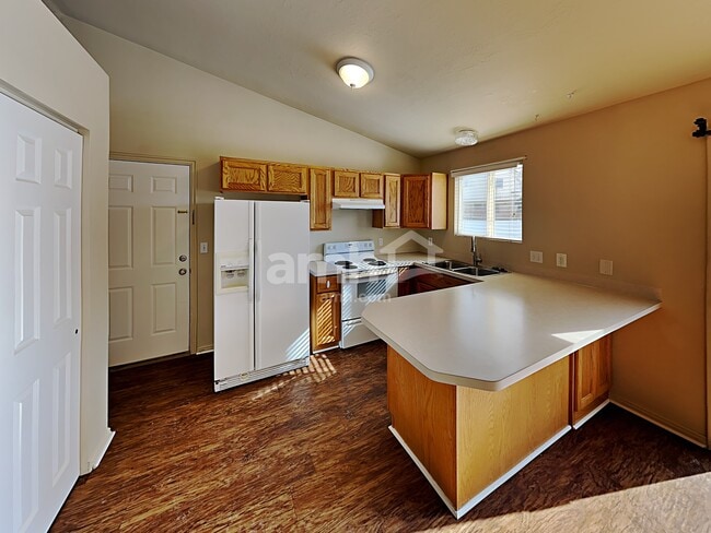 Building Photo - 4151 W 5400 S