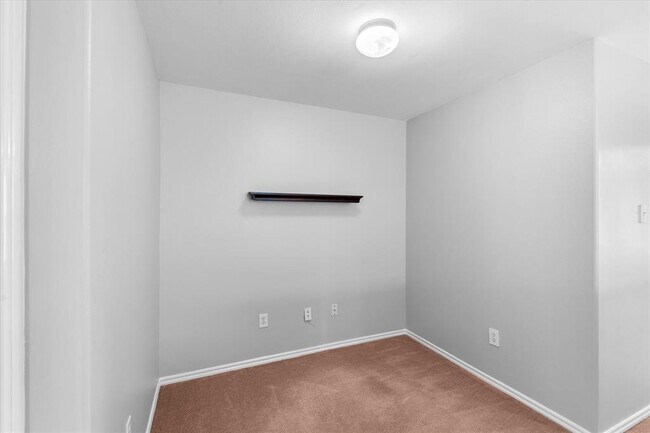 Building Photo - 2946 Loganberry Park Ln