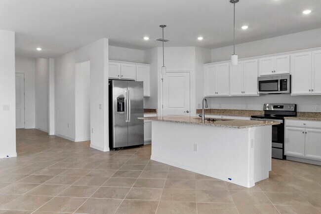 Building Photo - 14848 Portico Blvd