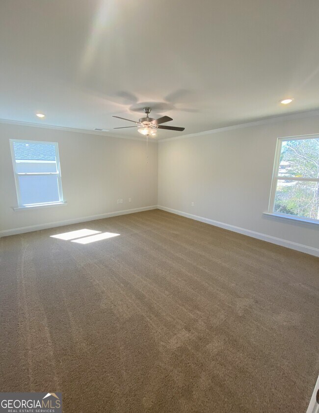 Building Photo - 210 Laney Dr