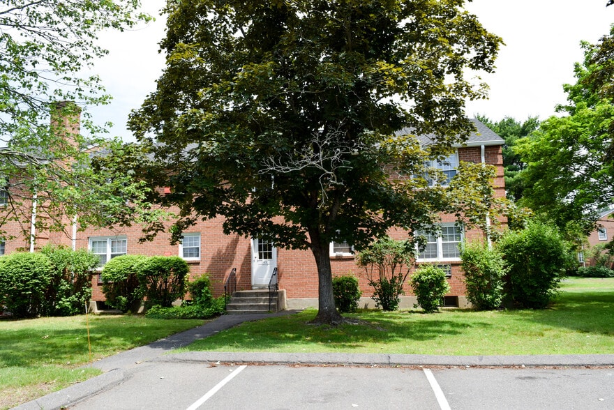 Rear Entrance - 49 Grandview Dr