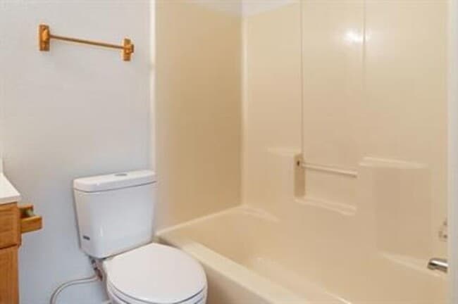 Building Photo - 720 Pritchett Ln