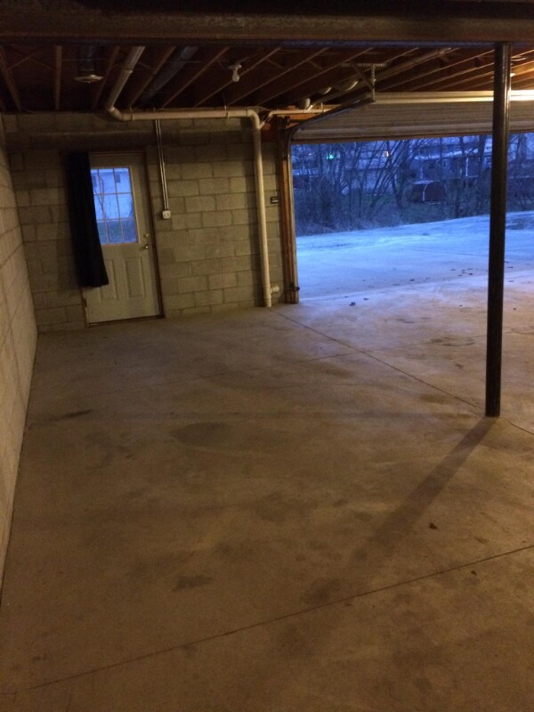 Building Photo - 500 Bantam Ridge Rd