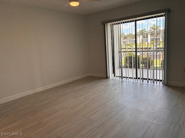 Building Photo - 4715 Santa Barbara Blvd
