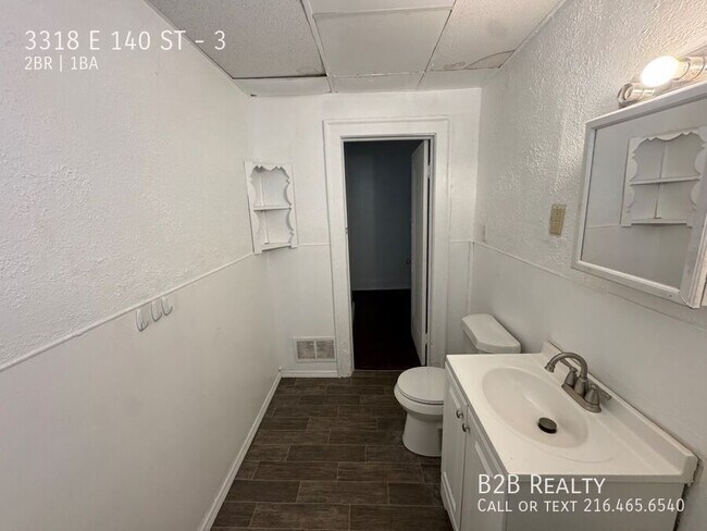 Building Photo - 3318 E 140th St