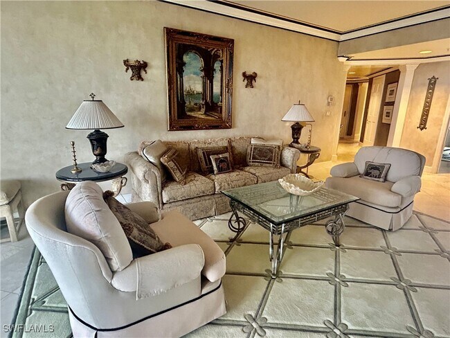 Building Photo - 8990 Bay Colony Dr
