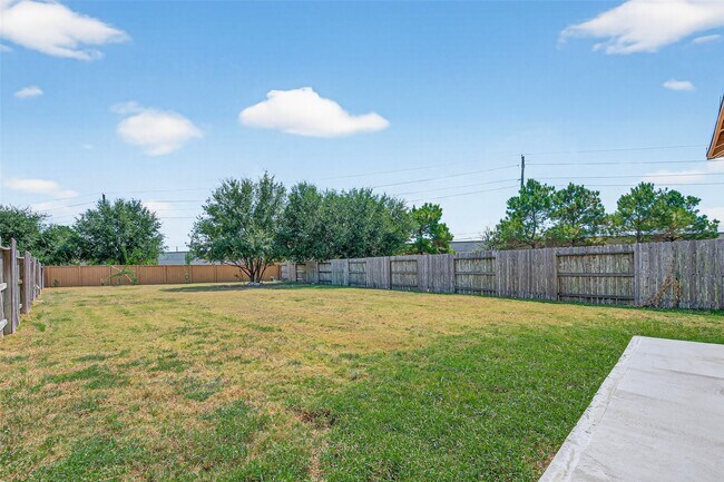 Building Photo - 6438 Haywards Crossing S Cir