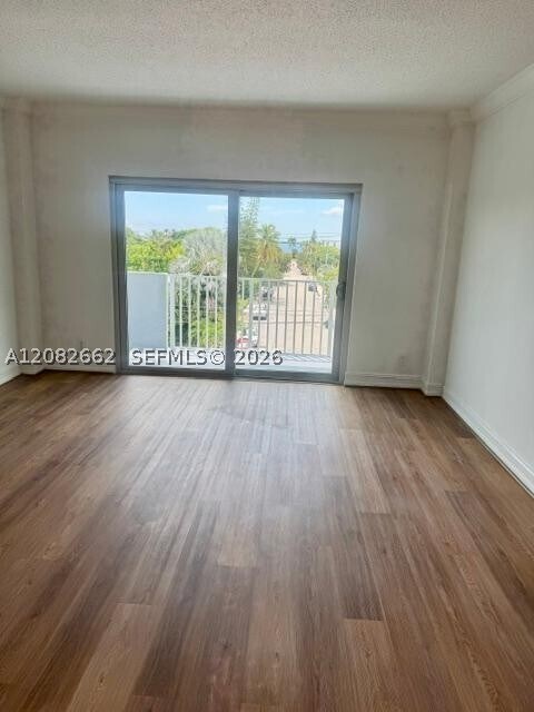 Building Photo - 1455 N Treasure Dr