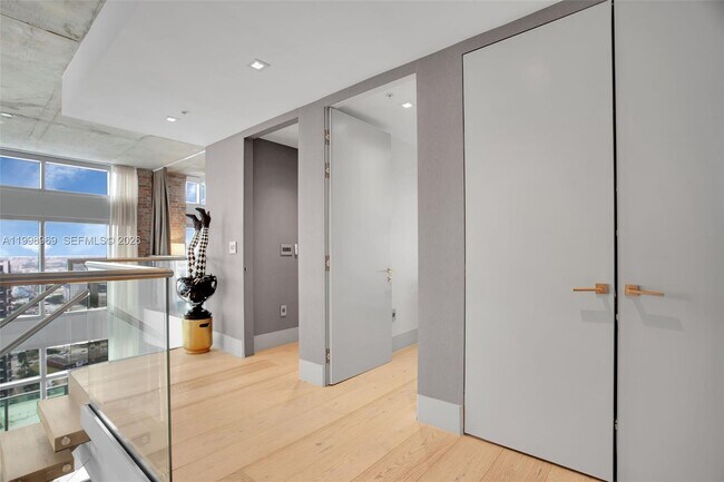 Building Photo - 3301 NE 1st Ave