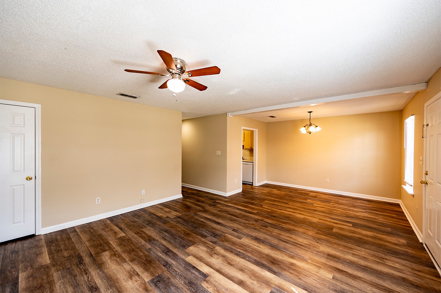 Building Photo - 100 Winding Way