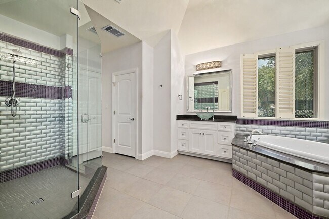 Building Photo - Fully Furnished Modern Home in Rocky Creek!