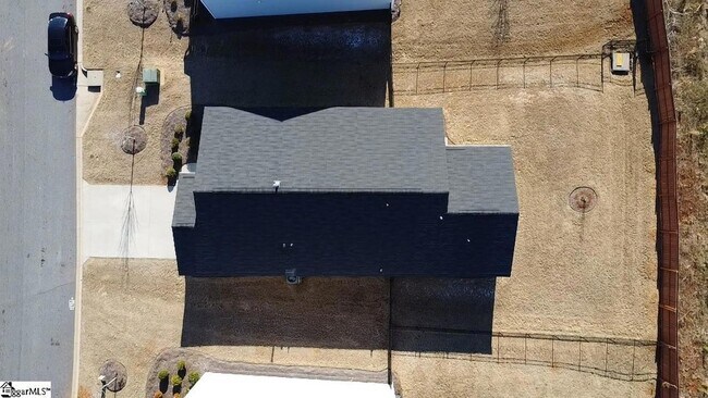 Building Photo - 476 Thomas Aly