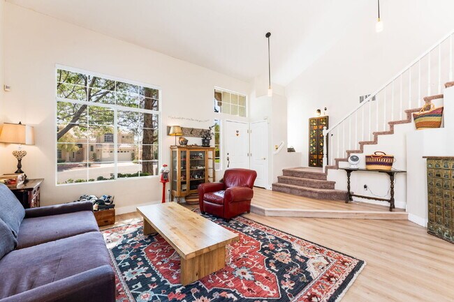 Building Photo - Summerlin 3 Bed / 2.5 Bath Home — Available October 5, 2026
