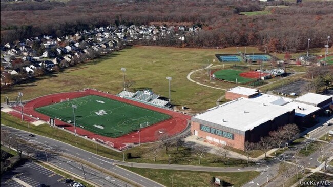 Building Photo - 210 Fulton St