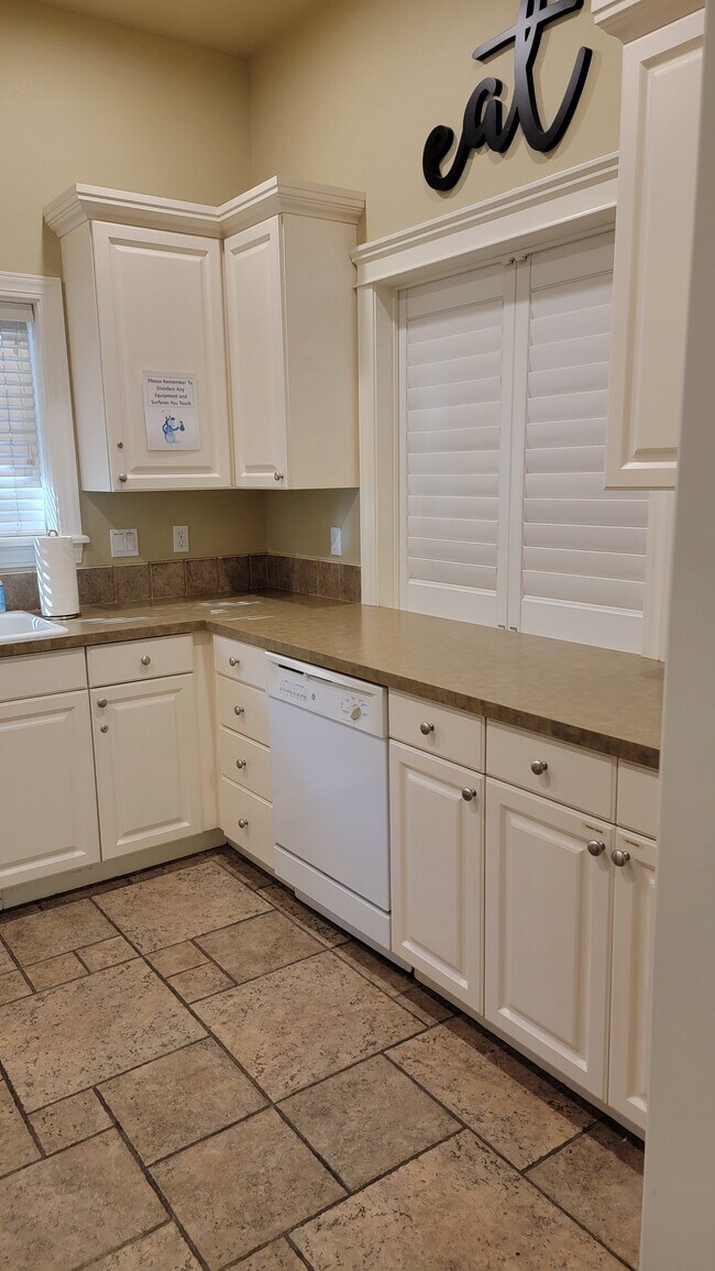 Building Photo - 3993 N Heritage View Ave