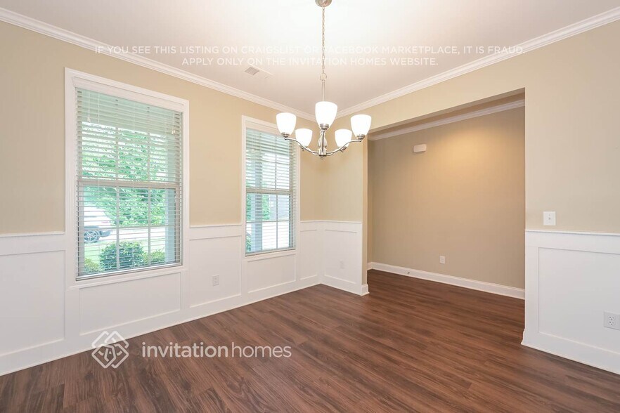 Building Photo - 378 White Trillium Dr