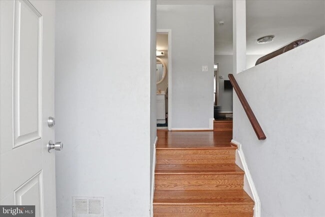 Building Photo - 459 Virginia Ave