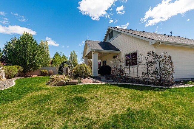 Building Photo - Beautiful Home in the Heart of Eagle