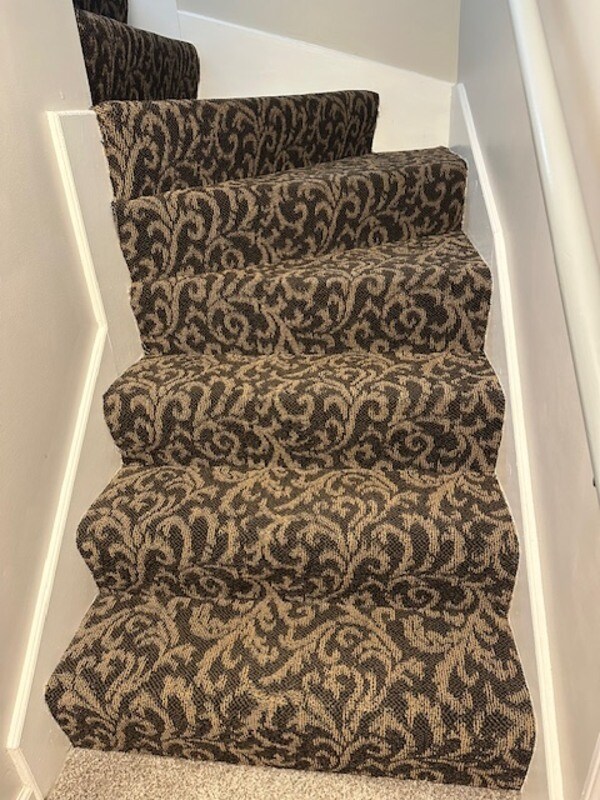 Building Photo - 305 SE 2 St