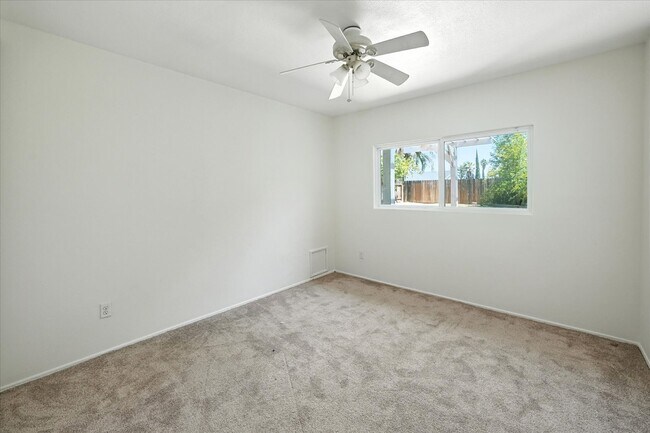 Building Photo - 8846 Laramie Ave