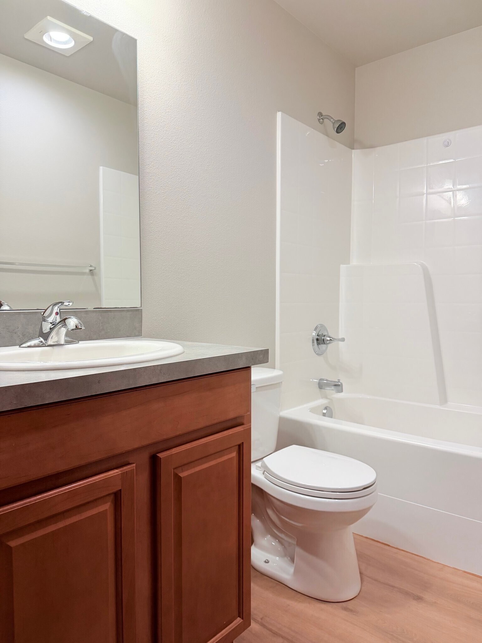 Building Photo - 4337 S Cedar St