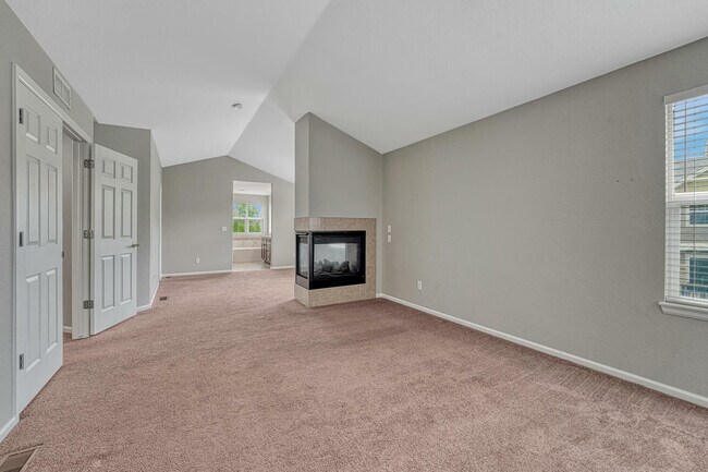Building Photo - 5643 S Biloxi Way