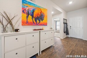Building Photo - 723 Armadillo Dr