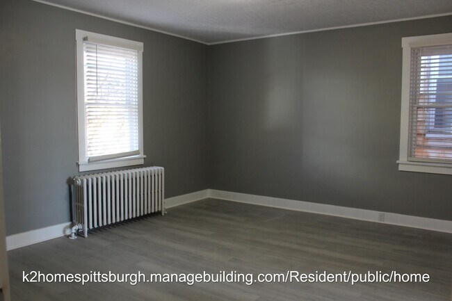 Building Photo - 198 St Joseph St