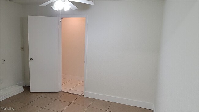 Building Photo - 5638 Riverside Dr