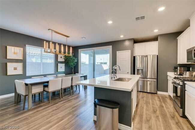 Building Photo - 4432 Mural Glen Ct